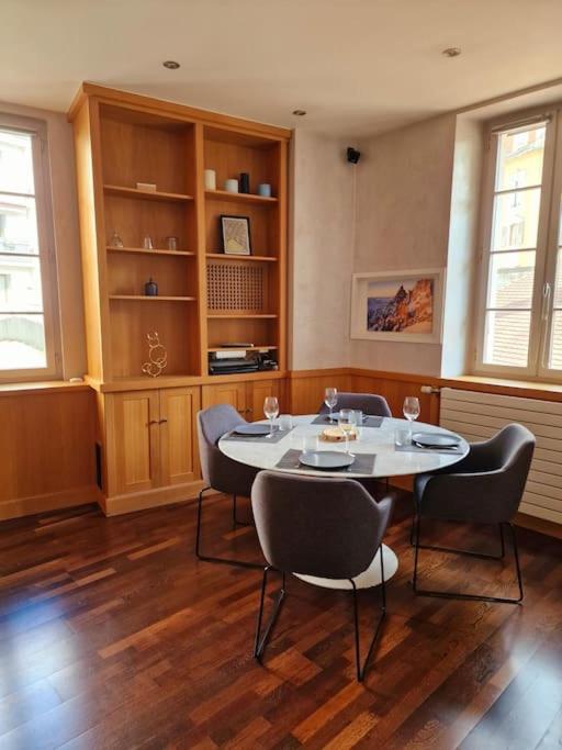 Appartement Annecy Centre Historique Parking Inclus Bagian luar foto