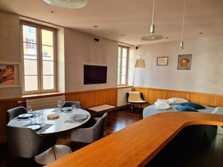 Appartement Annecy Centre Historique Parking Inclus Bagian luar foto
