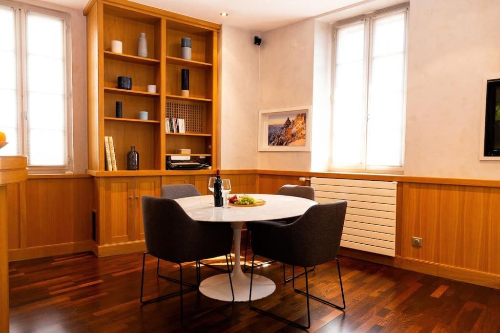 Appartement Annecy Centre Historique Parking Inclus Bagian luar foto